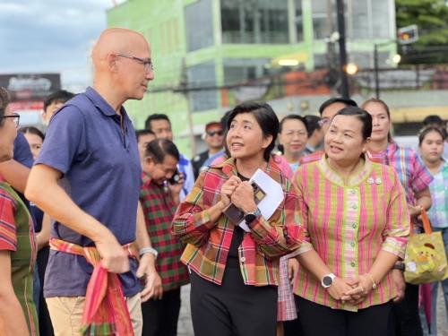 🔆พช.บุรีรัมย์🔆 GROWTH TEAM BURIRAM สร้างสรรค์ สร้างสุข : ร่วมต้อนรับ ...
